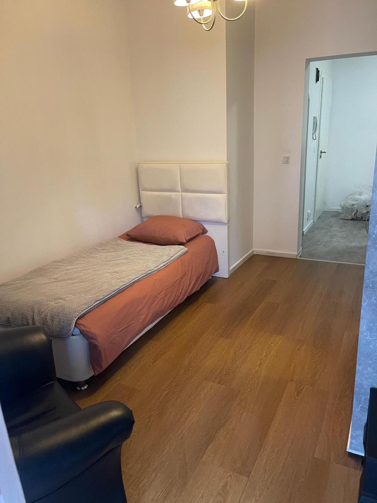 Apartchazal Bruksela Zewnętrze zdjęcie
