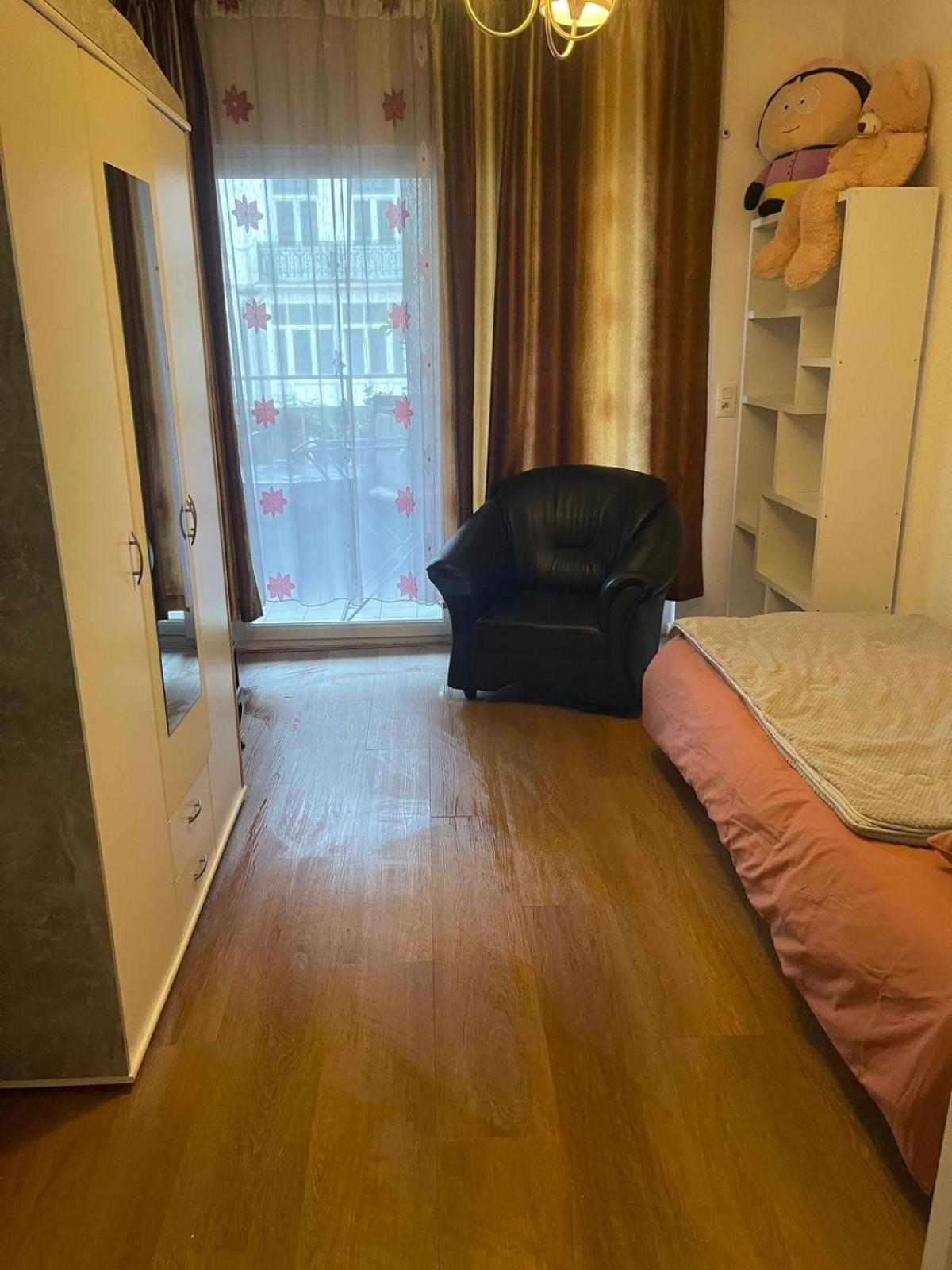 Apartchazal Bruksela Zewnętrze zdjęcie